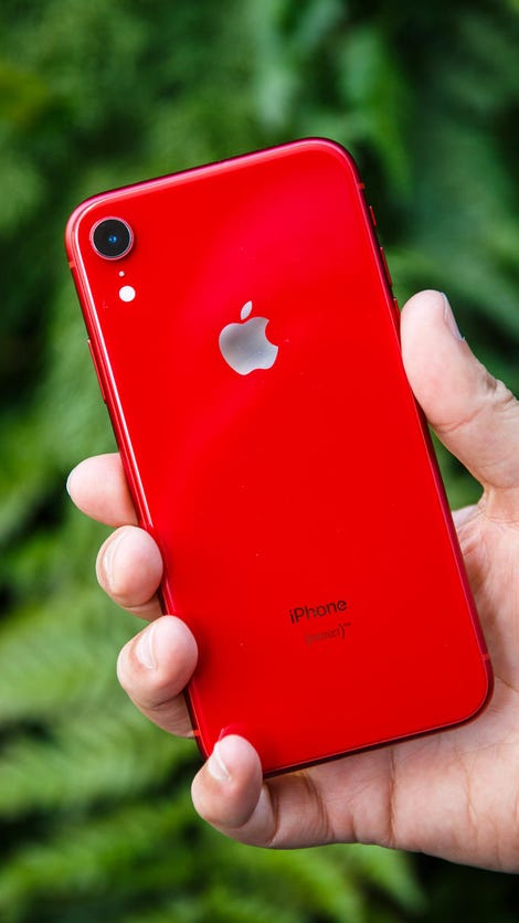 Iphone Xr S Product Red Model Blazes Bright In Crimson Cnet