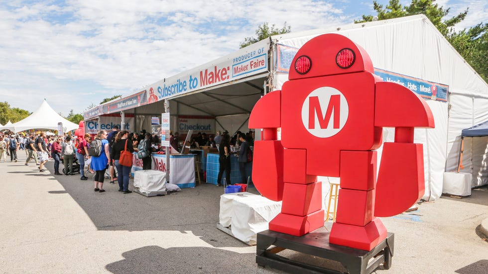 Maker Faire 2018 draws crowds in NYC - CNET
