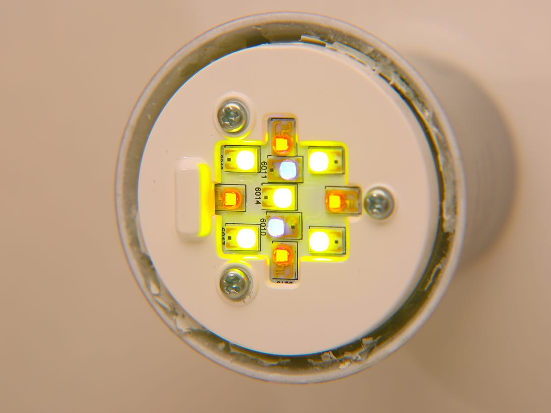 light-bulb-color-tests-5.jpg
